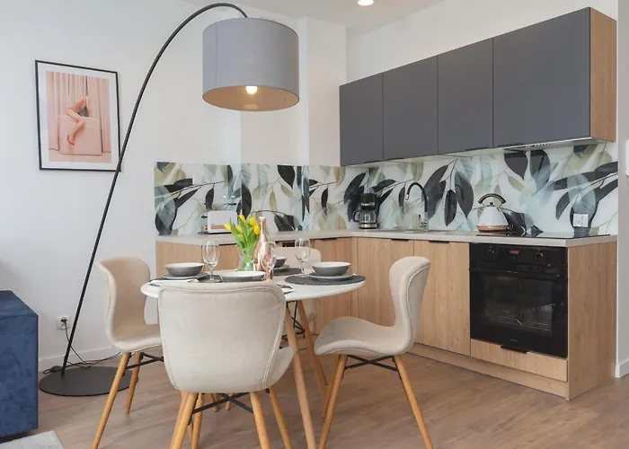 Sunset By Renters グジボボ